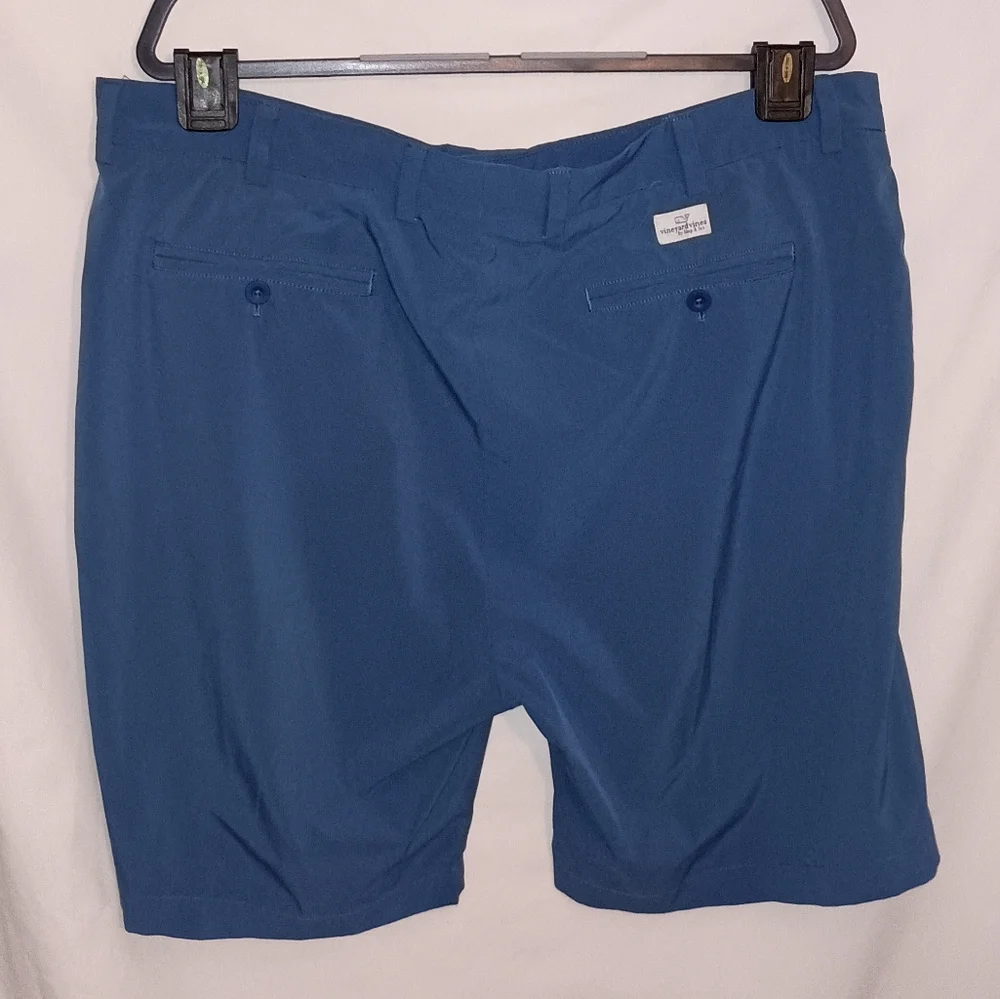 Mens Vineyard Vines Breaker Hybrid Performance Blue Shorts Size 41